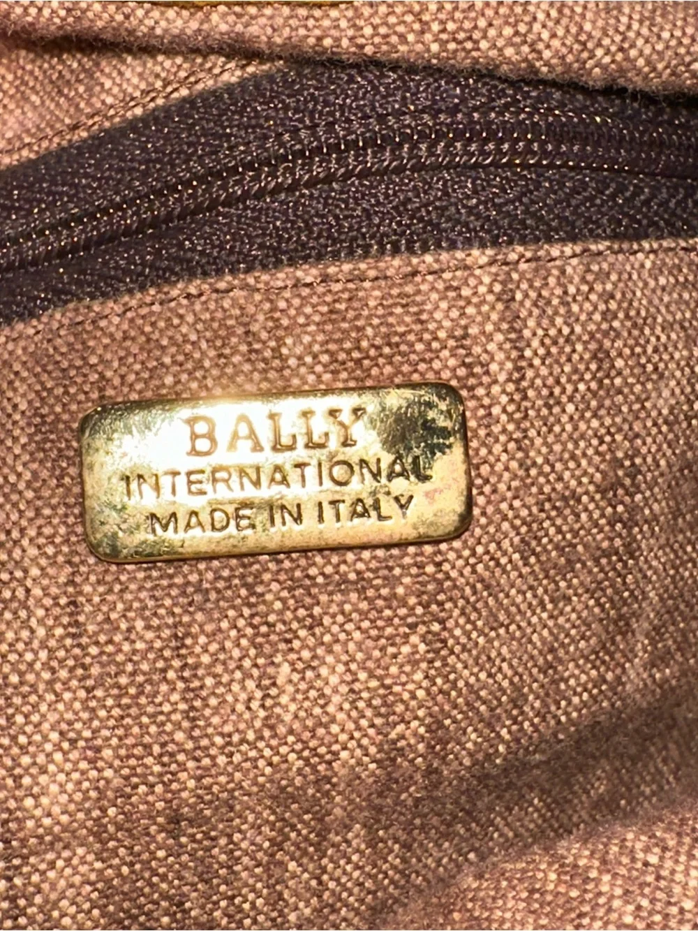 Vintage Bally International Woven Leather Drawstring Bucket Bag Lambskin Italy